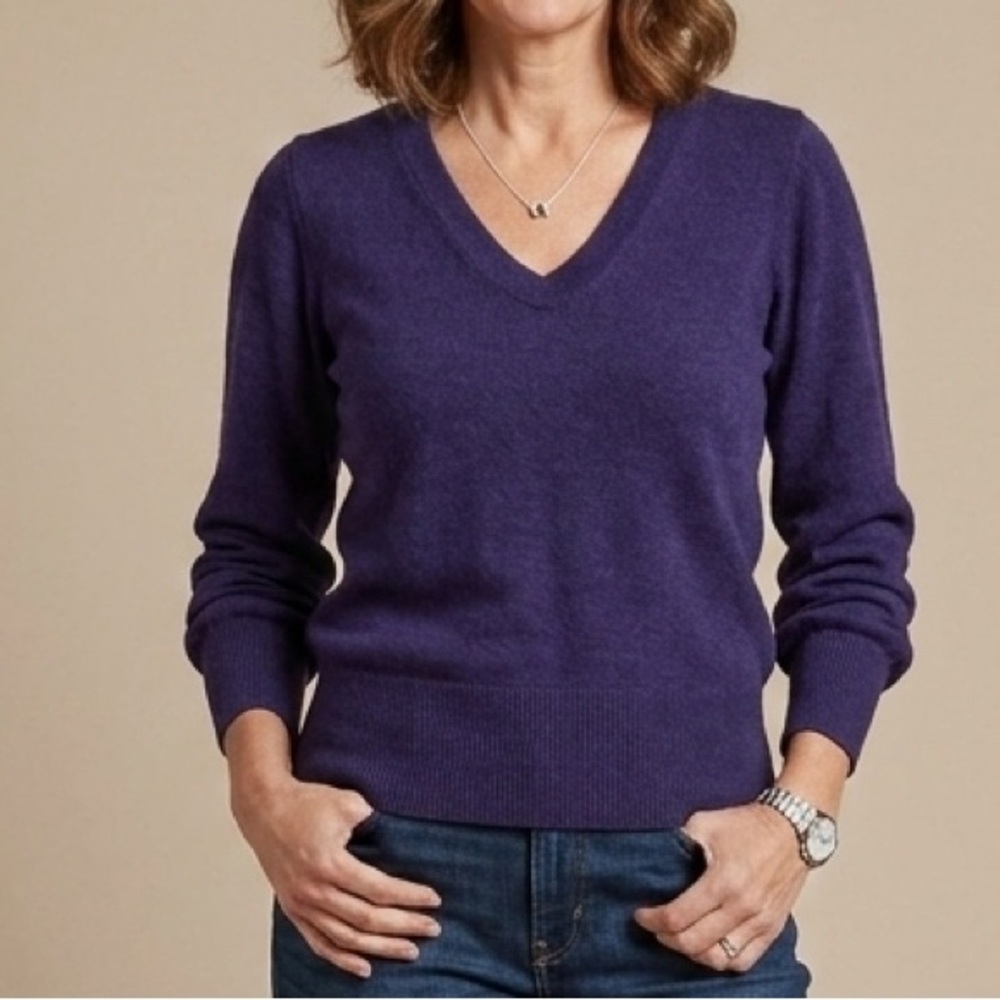 JUNALAURA Purple Fine Merino WOOL Women Size S Sweater ITALY‎